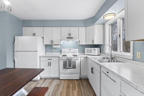 19 Spear Drive Bowdoinham ME 04008