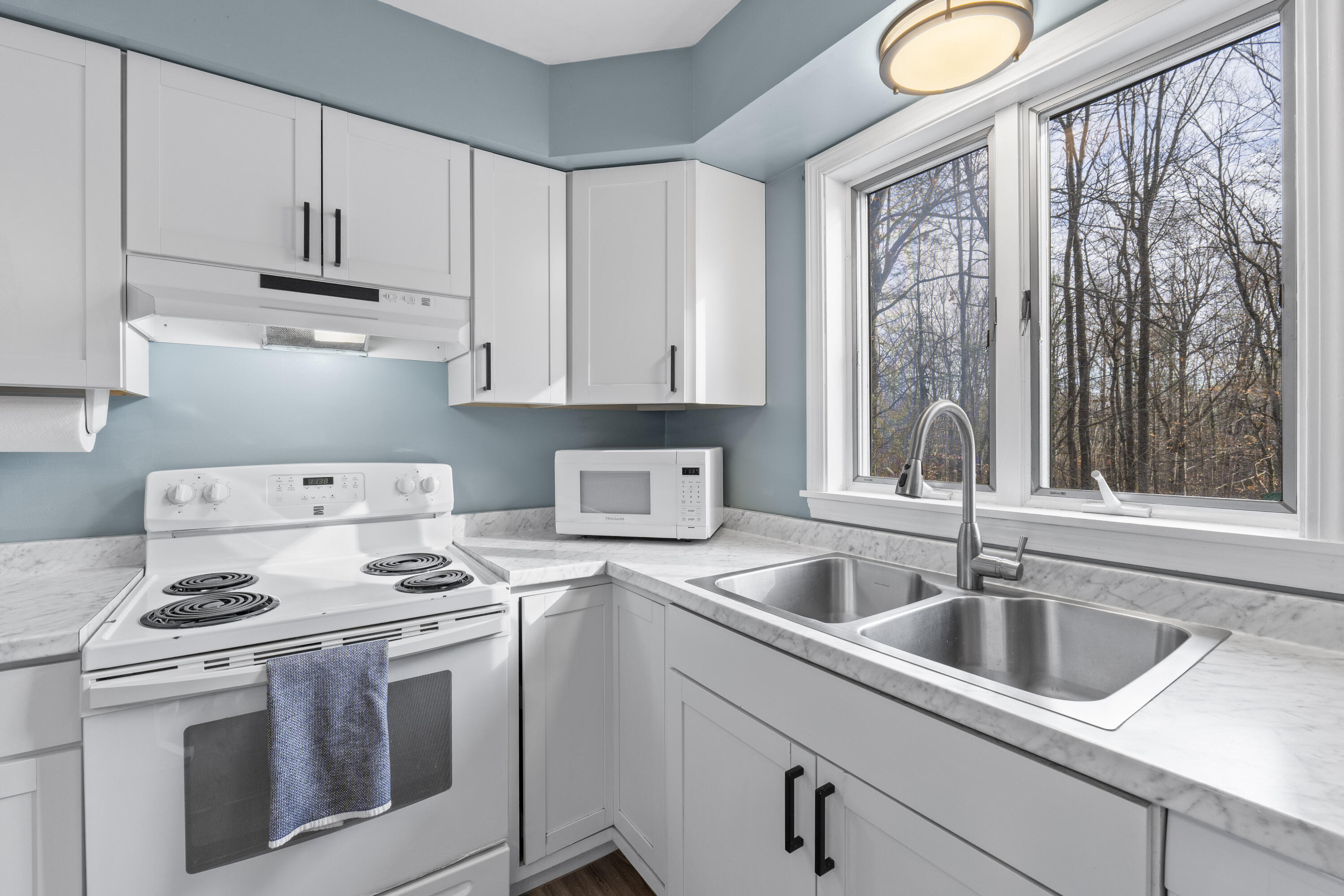 19 Spear Drive Bowdoinham ME 04008