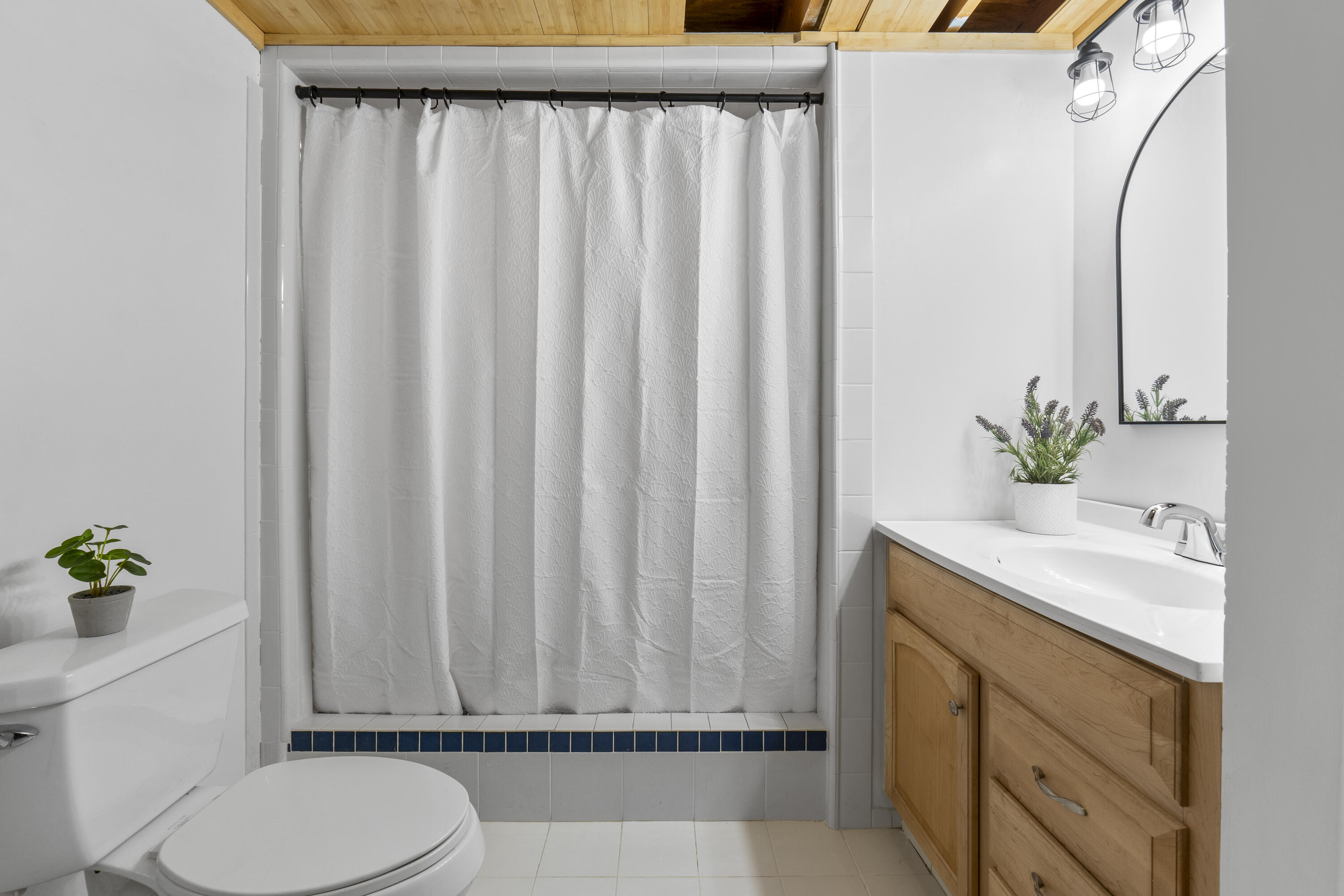 19 Spear Drive Bowdoinham ME 04008