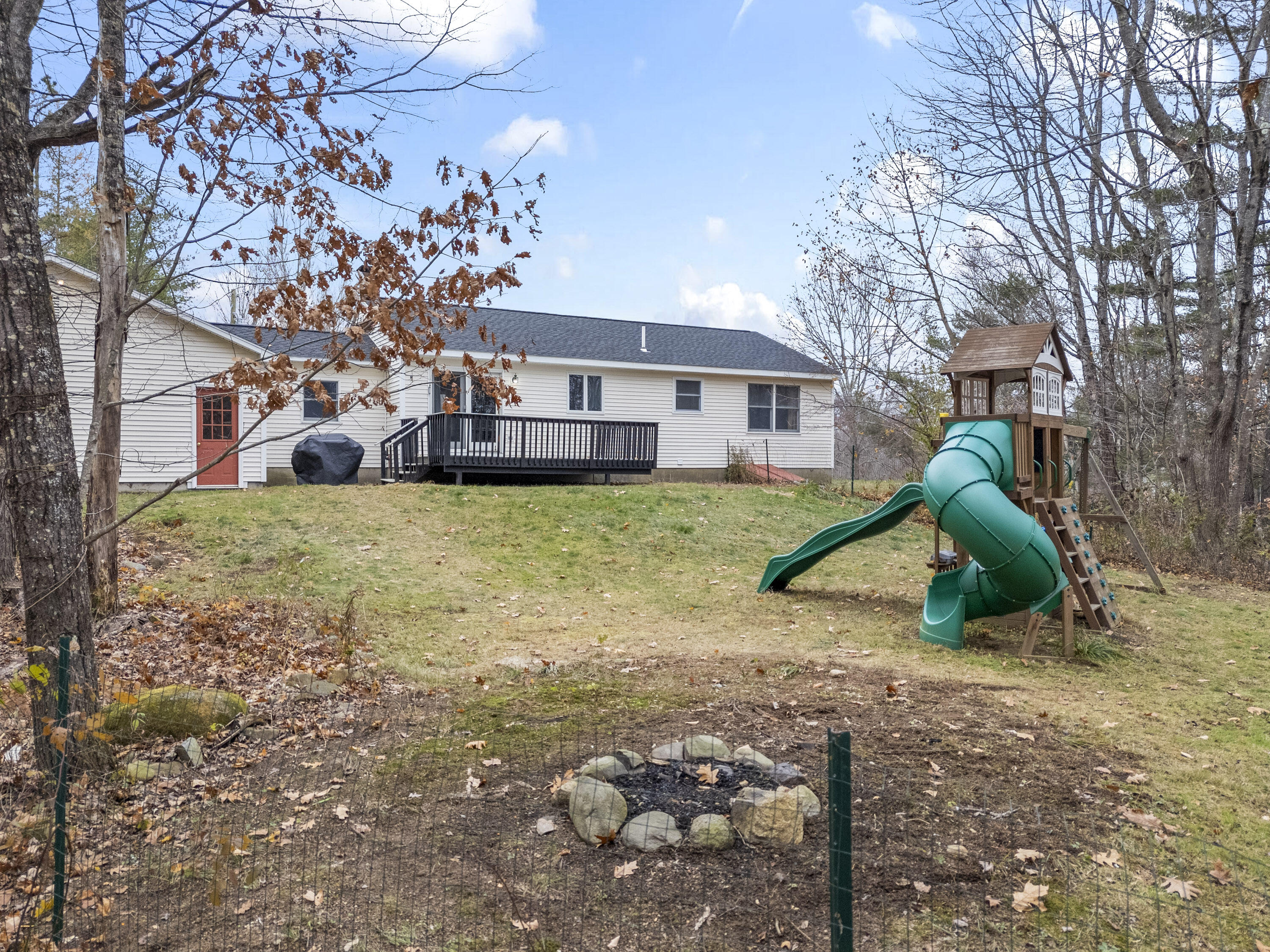 19 Spear Drive Bowdoinham ME 04008