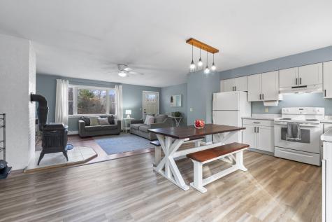 19 Spear Drive Bowdoinham ME 04008