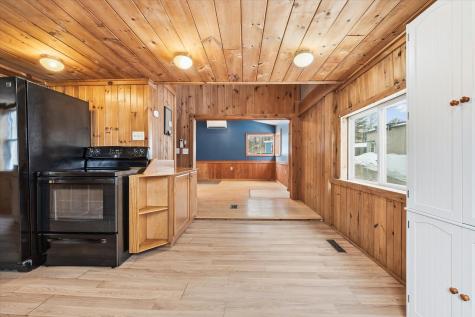 42 Coldbrook Road Hampden ME 04444