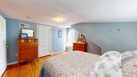 36 Irwin Street Lewiston ME 04240