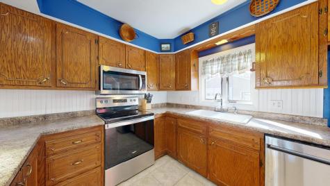 36 Irwin Street Lewiston ME 04240
