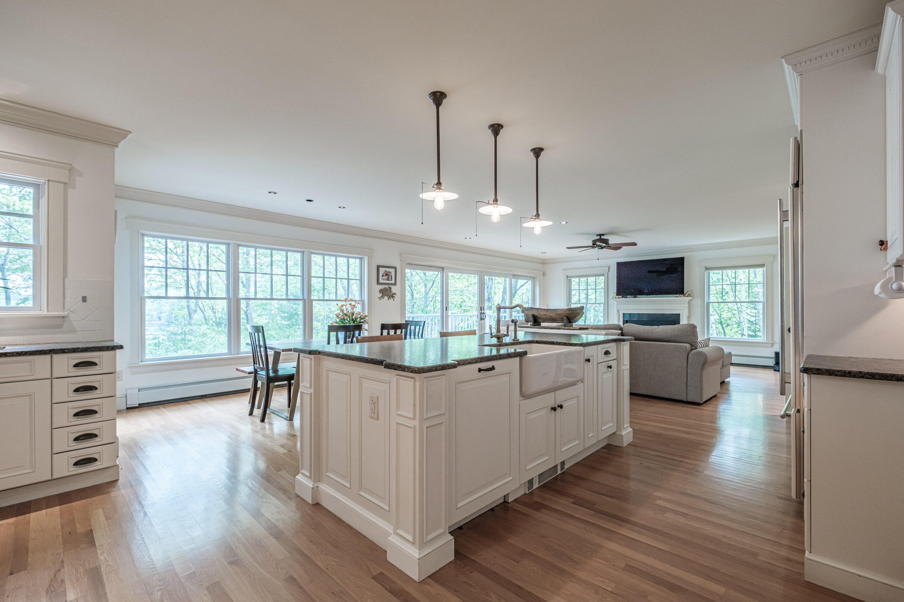 31 Painted Point Road Phippsburg ME 04562
