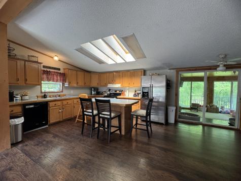 7 Pond Road Abbot ME 04406