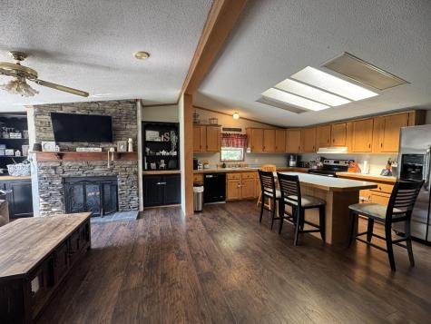 7 Pond Road Abbot ME 04406