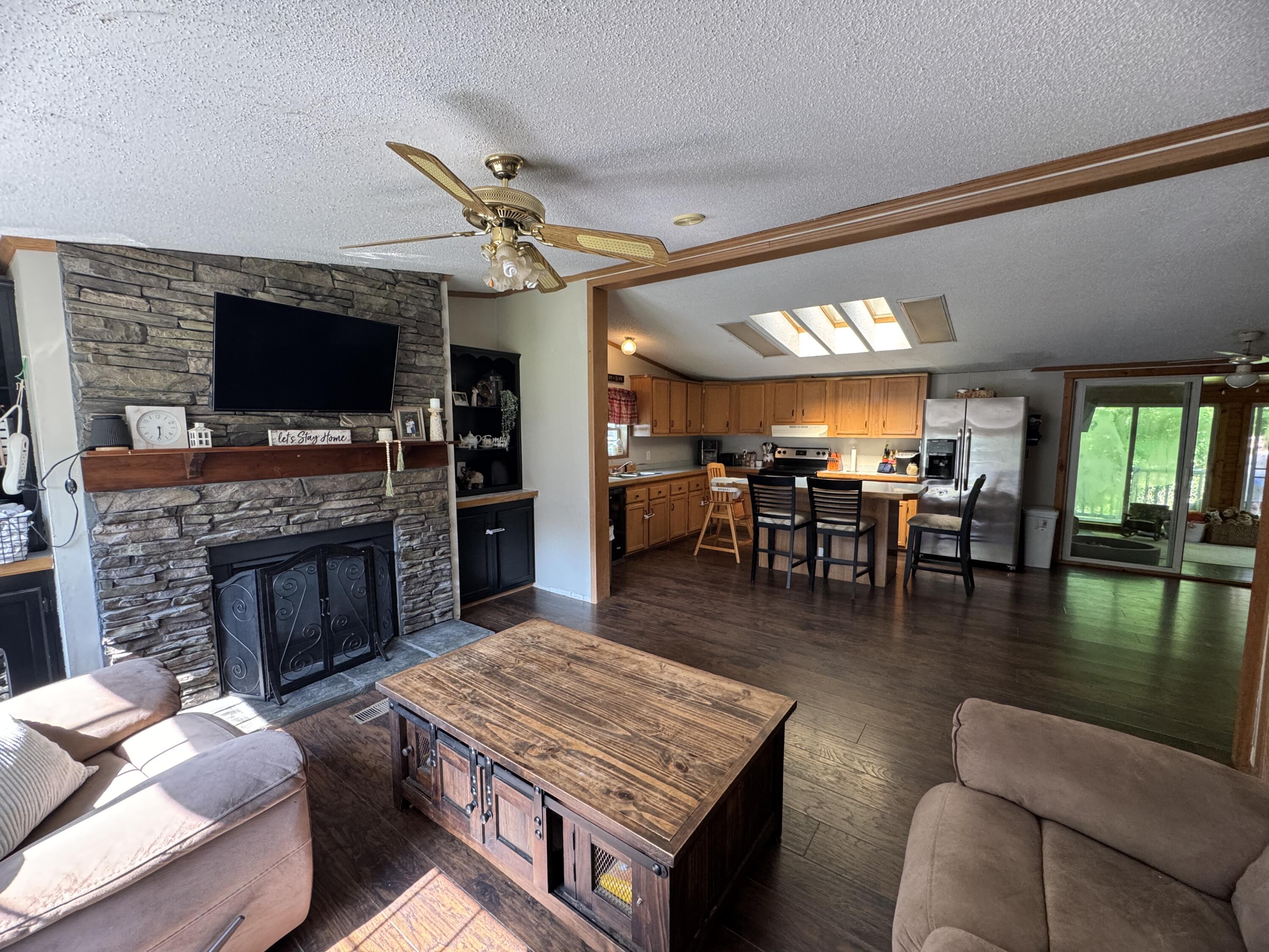 7 Pond Road Abbot ME 04406