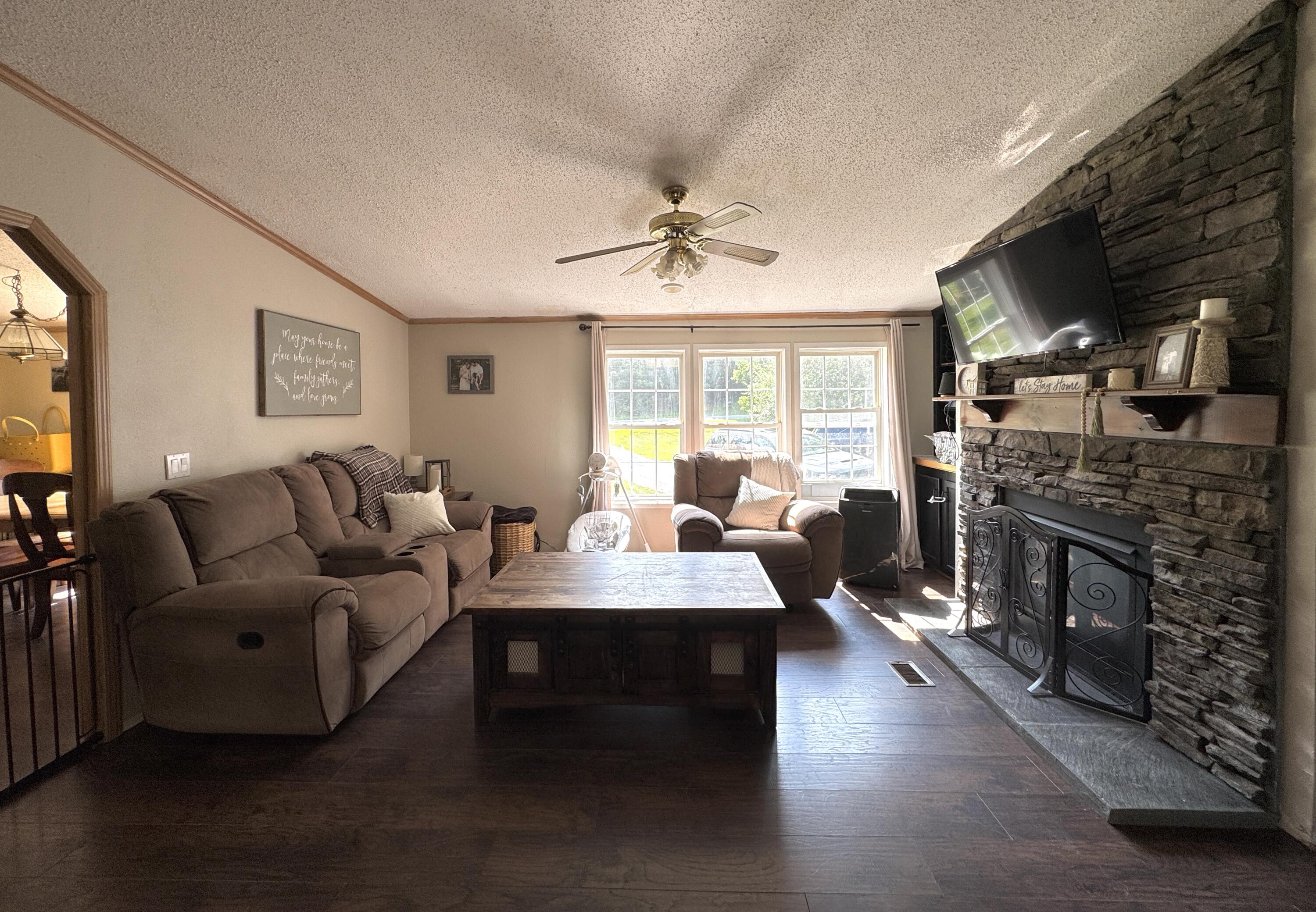 7 Pond Road Abbot ME 04406