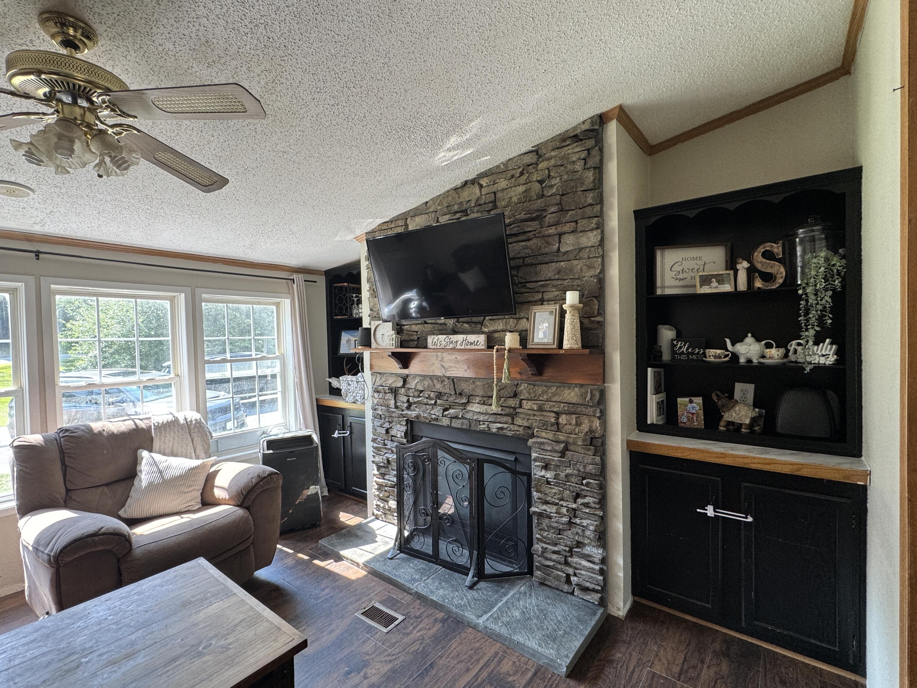 7 Pond Road Abbot ME 04406