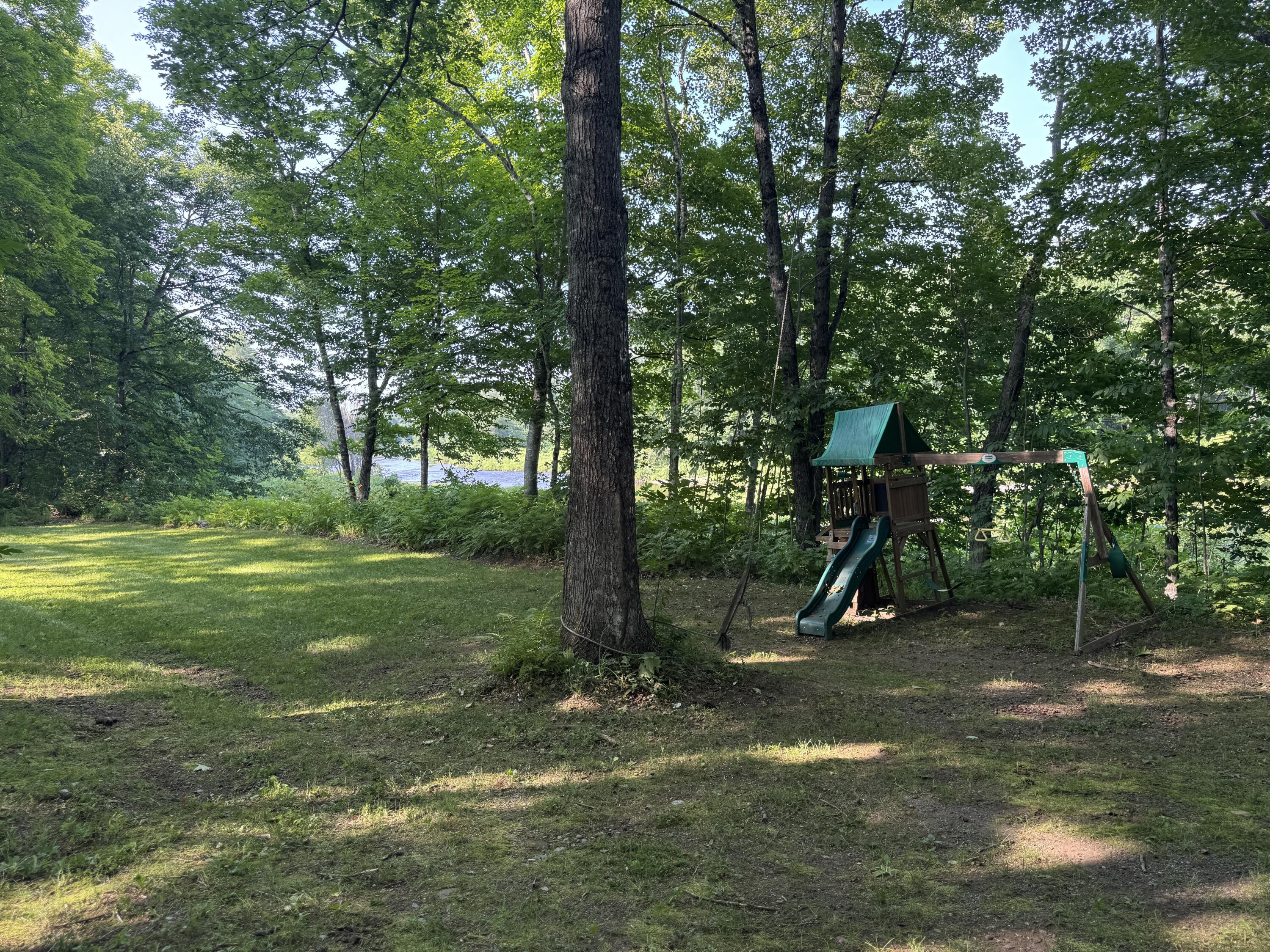 7 Pond Road Abbot ME 04406