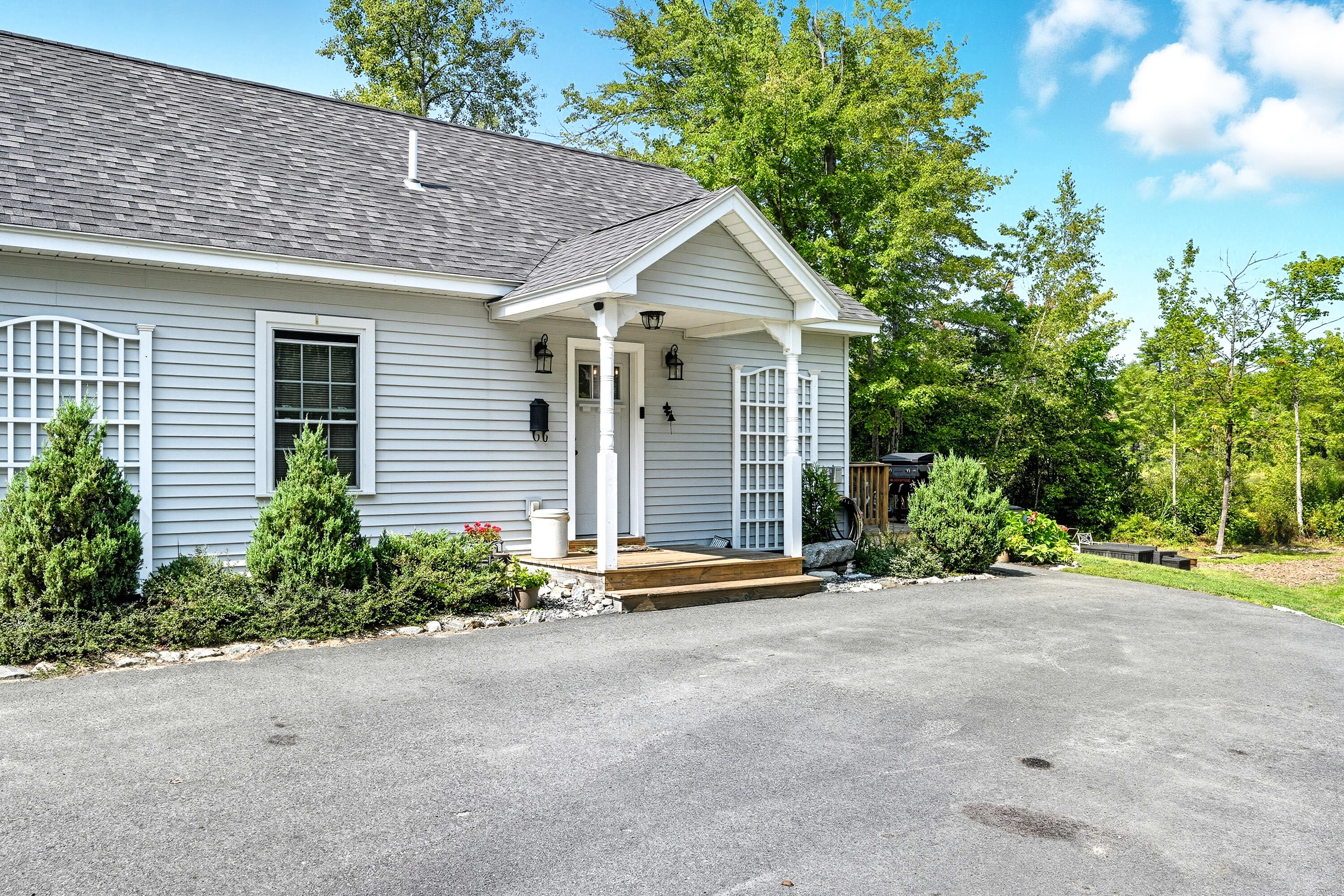 133 Lake Road Norway ME 04268