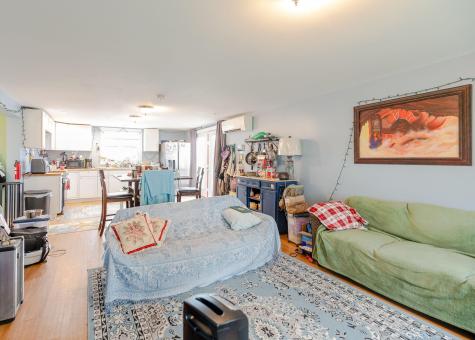 147 N Main Street Monmouth ME 04265