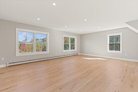 4 Evelyn's Way Hollis ME 04042