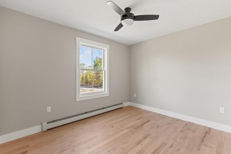 4 Evelyn's Way Hollis ME 04042