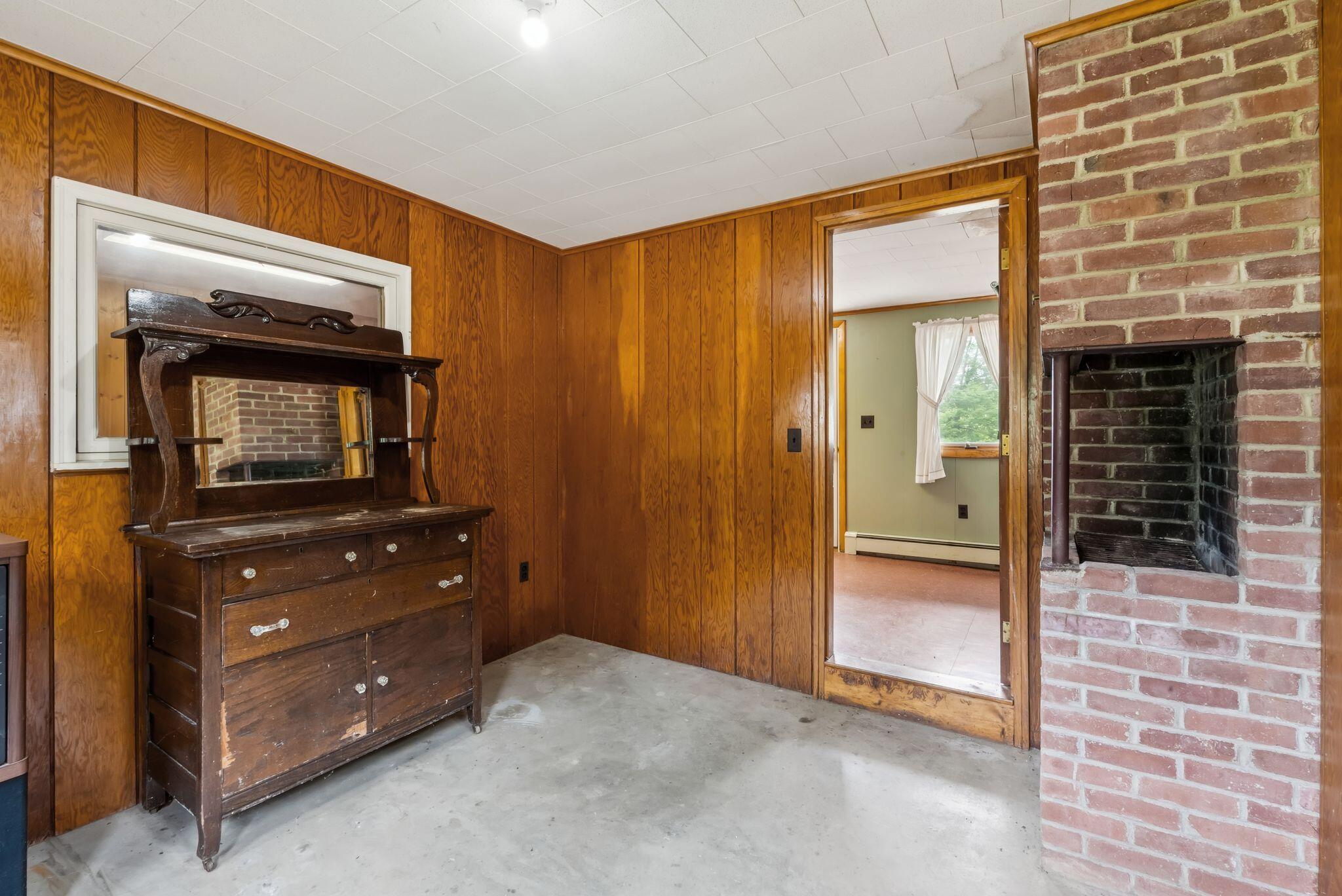 1390 Route 3 China ME 04358