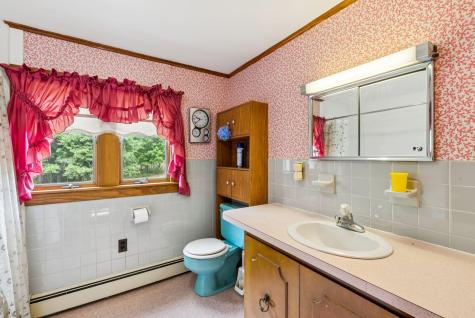 1390 Route 3 China ME 04358