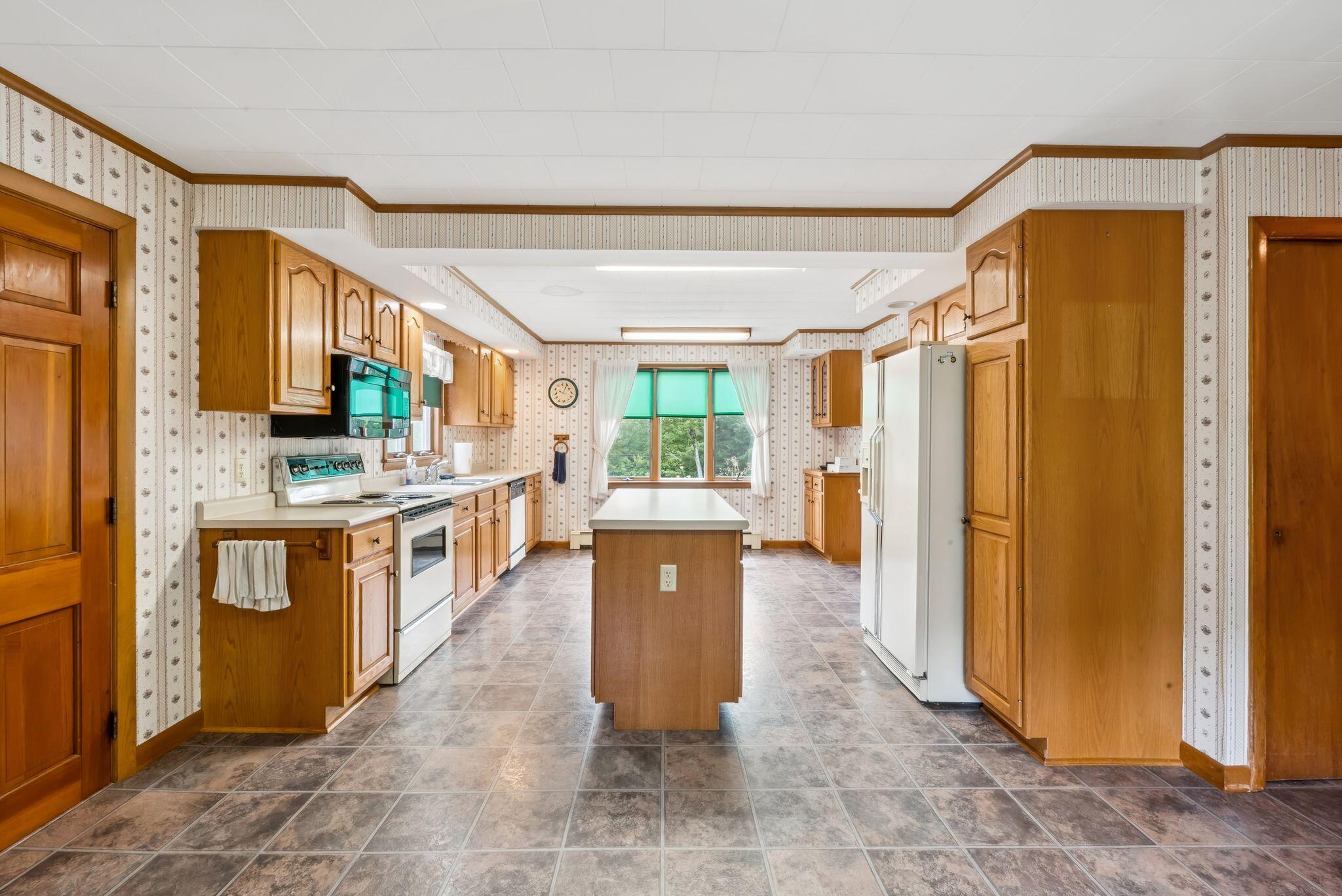 1390 Route 3 China ME 04358