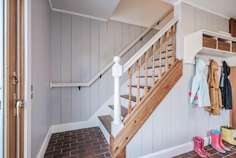 93 Fogg Road Scarborough ME 04074