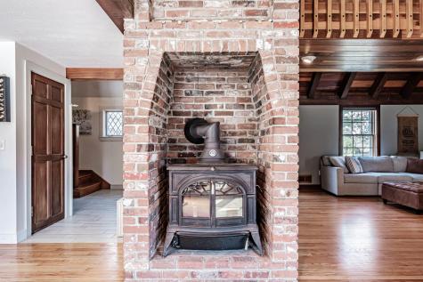 93 Fogg Road Scarborough ME 04074
