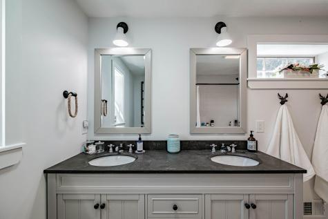 93 Fogg Road Scarborough ME 04074