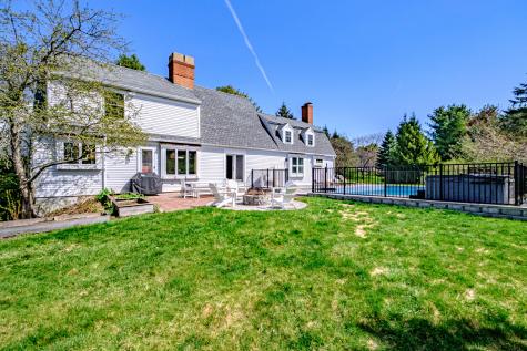 93 Fogg Road Scarborough ME 04074