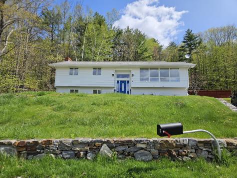 8 Butler Drive Lewiston ME 04240