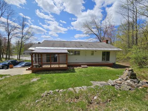 8 Butler Drive Lewiston ME 04240