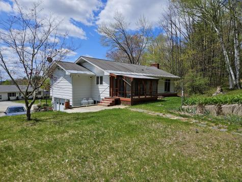 8 Butler Drive Lewiston ME 04240