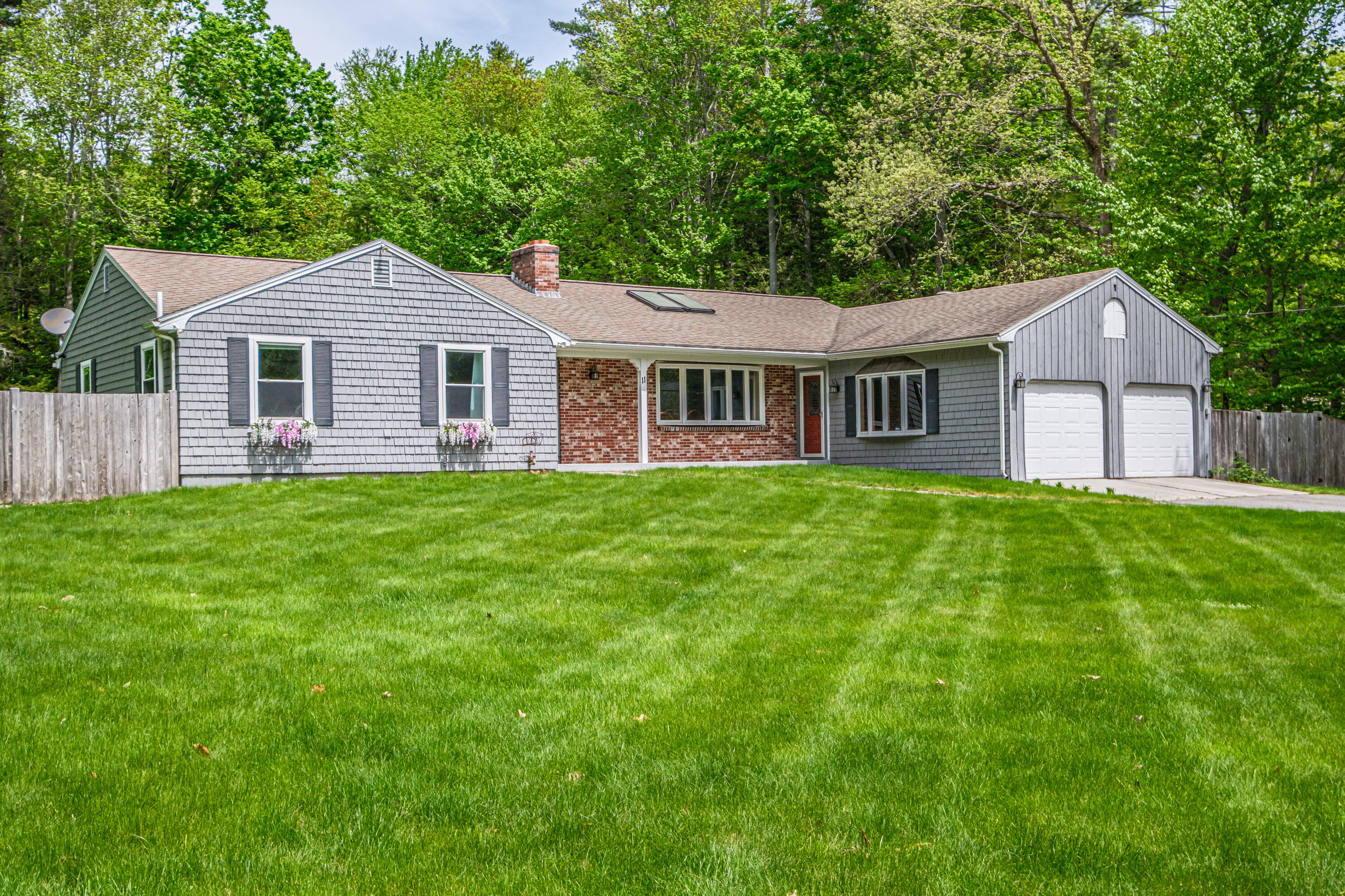 11 Brookside Drive Falmouth ME 04105