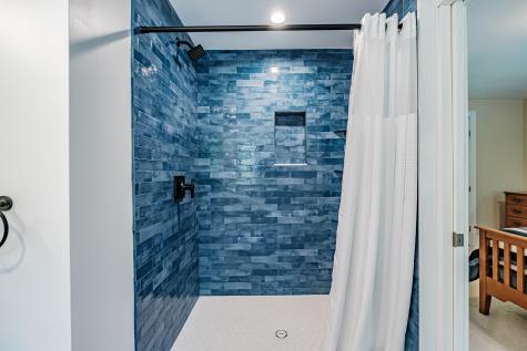 11 Brookside Drive Falmouth ME 04105