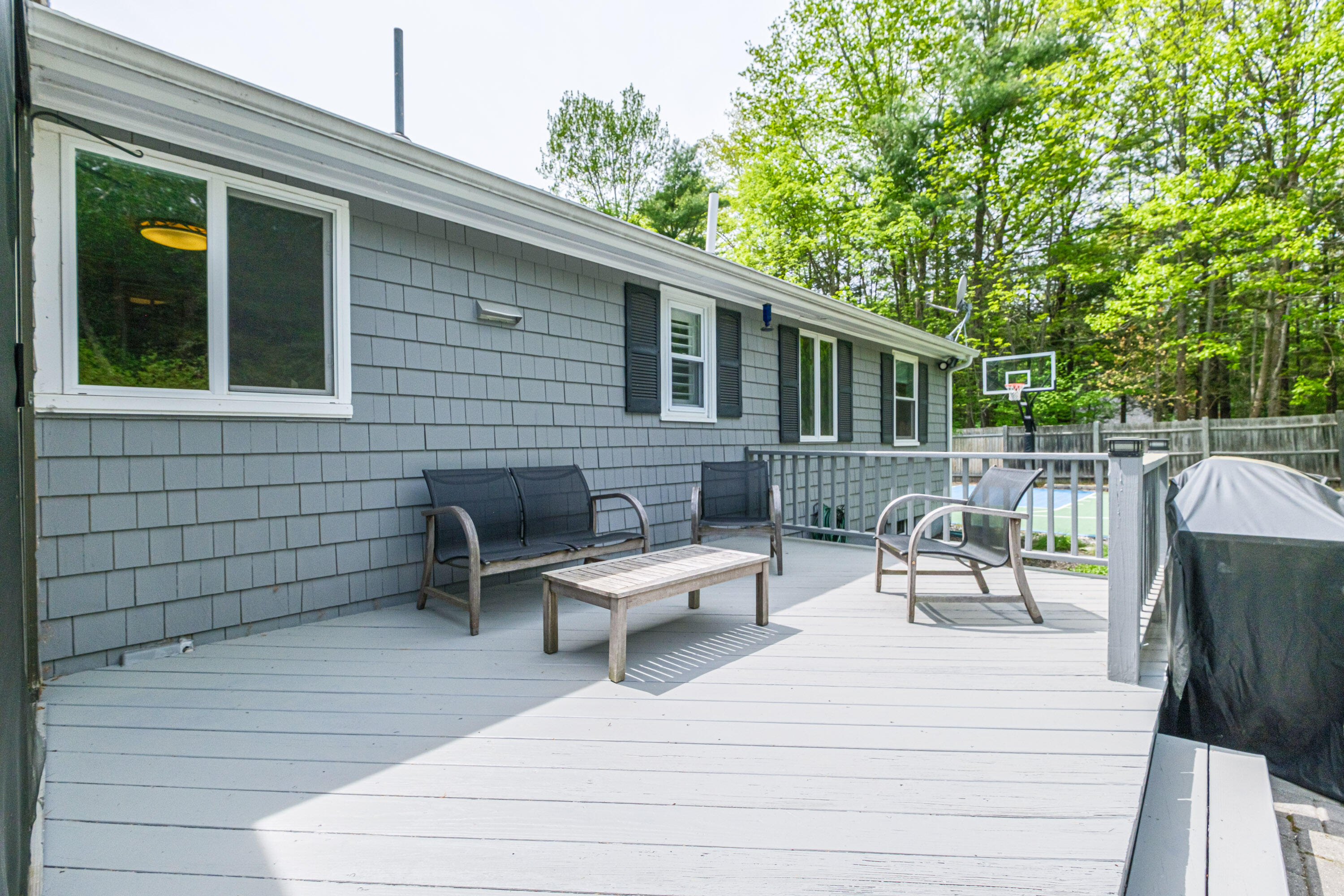 11 Brookside Drive Falmouth ME 04105