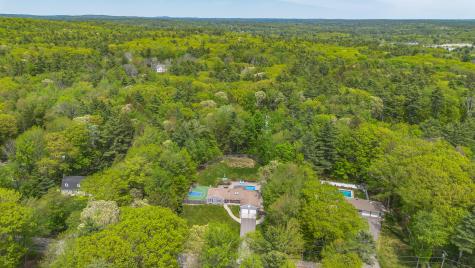11 Brookside Drive Falmouth ME 04105