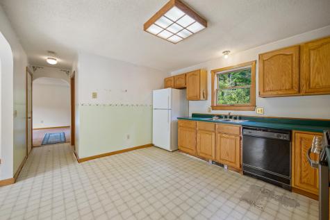 564 Fuller Road Carmel ME 04419