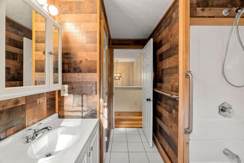 24 Pine Meadow Drive North Berwick ME 03906