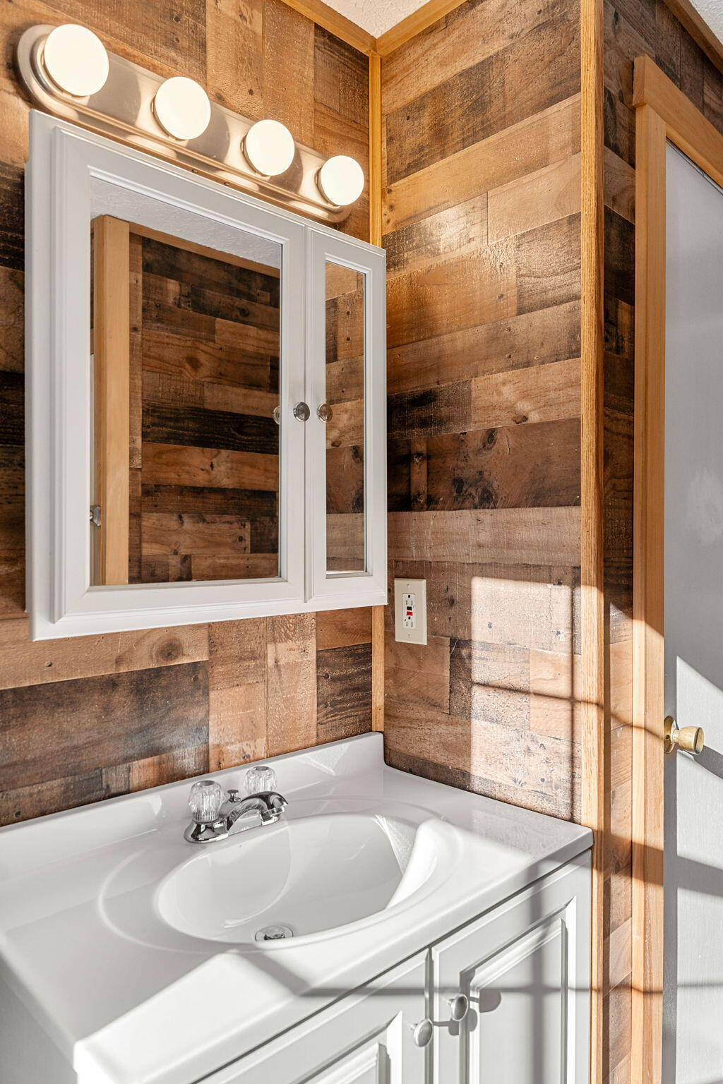 24 Pine Meadow Drive North Berwick ME 03906