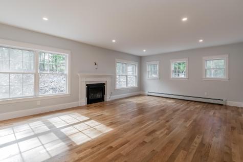 30 Hayfield Lane Windham ME 04062
