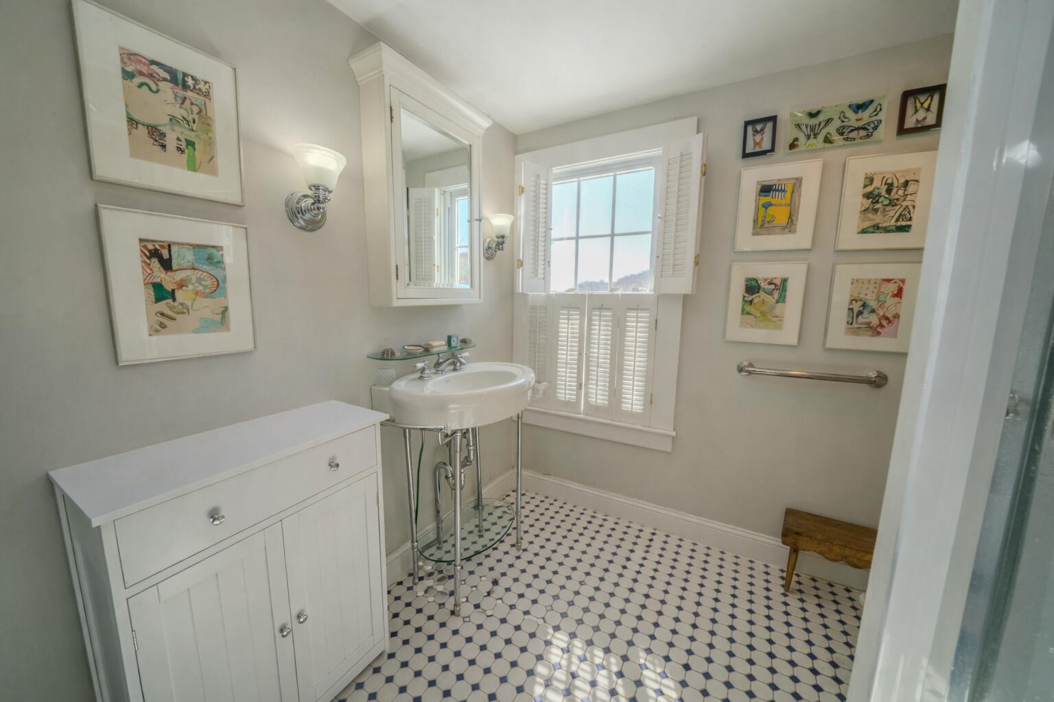 4 Kaler Road Belfast ME 04915