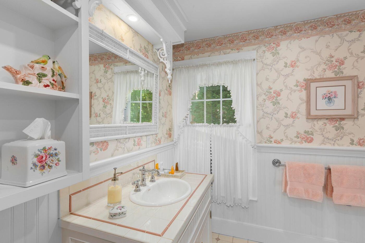 22 High Street Camden ME 04843