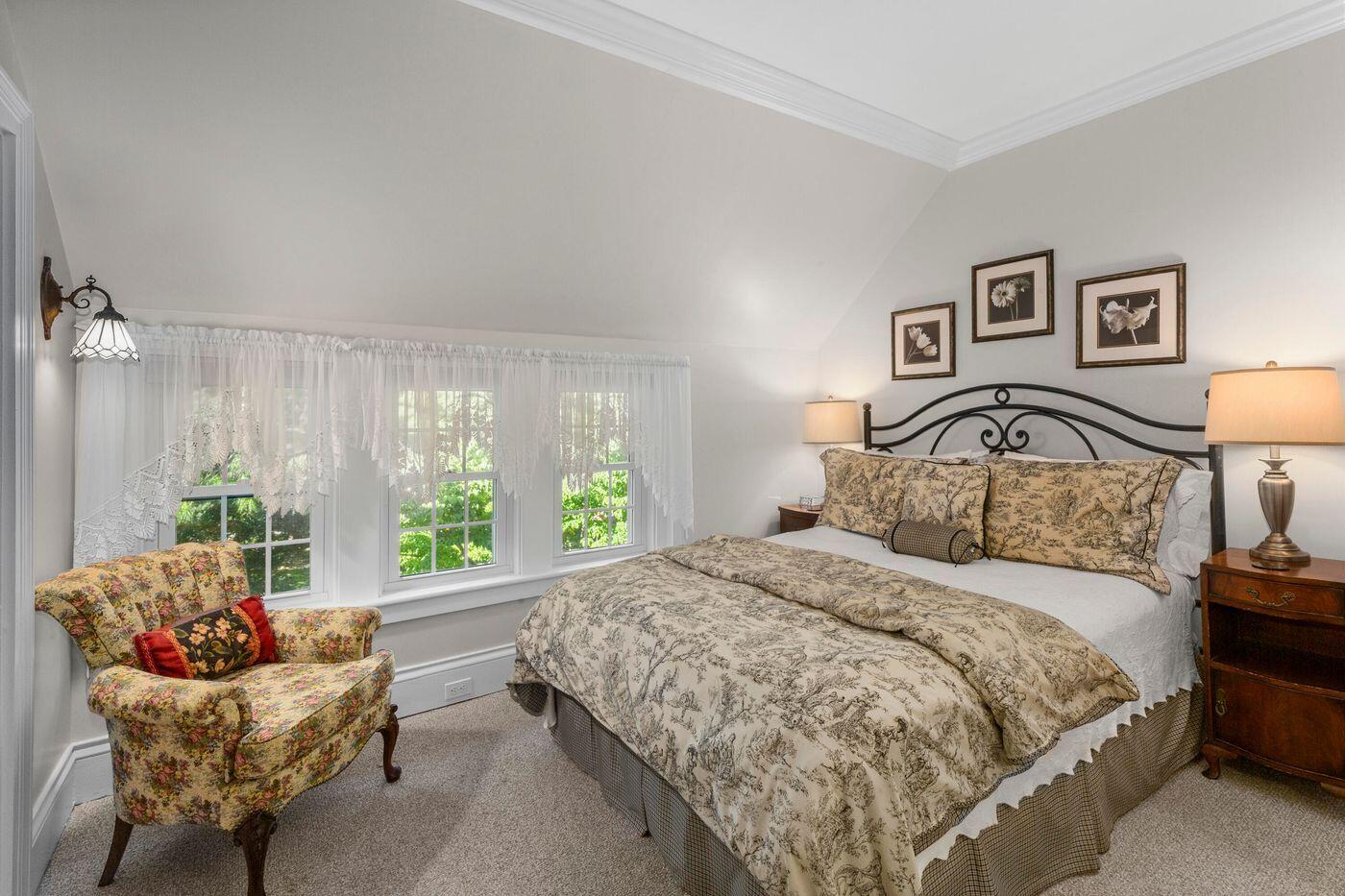 22 High Street Camden ME 04843