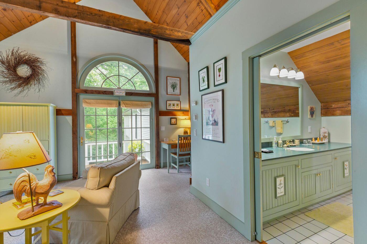 22 High Street Camden ME 04843