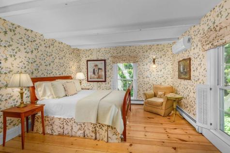 22 High Street Camden ME 04843