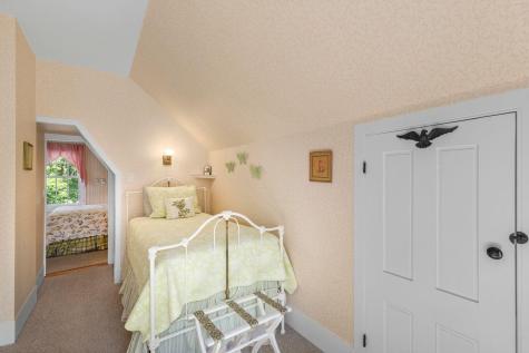 22 High Street Camden ME 04843