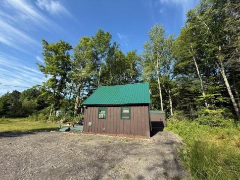 910 Mutton Lane Clinton ME 04927