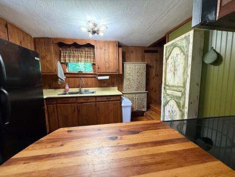 910 Mutton Lane Clinton ME 04927