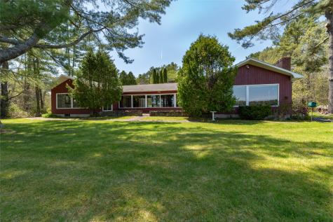 250 Oak Ledge Road Harpswell ME 04079