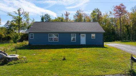 32 Selden Lane Oakland ME 04963