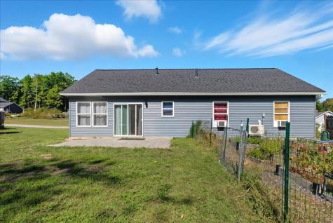 32 Selden Lane Oakland ME 04963