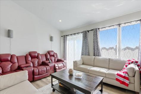 32 Selden Lane Oakland ME 04963