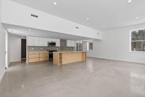 24 Mattie Lane Durham ME 04222